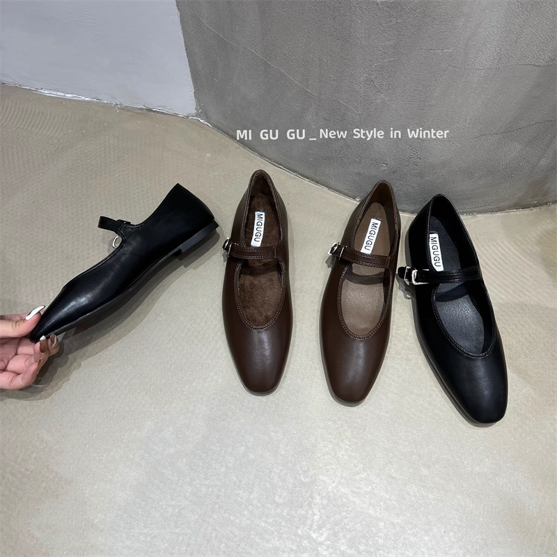 一字扣带玛丽珍单鞋平底小皮鞋