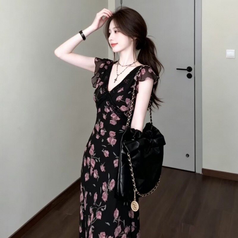 大码胖mm飞袖碎花连衣裙女20大码连衣裙