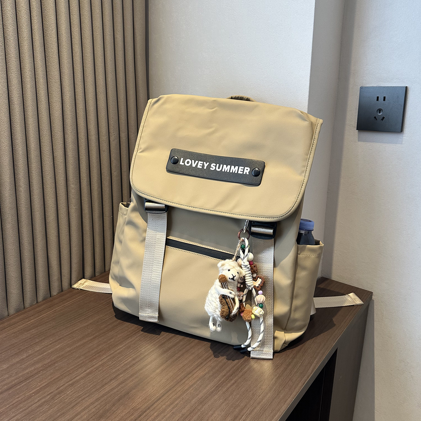 良汇韩系简约风双肩包男女通用大容量电脑包大学生书包旅行背包包