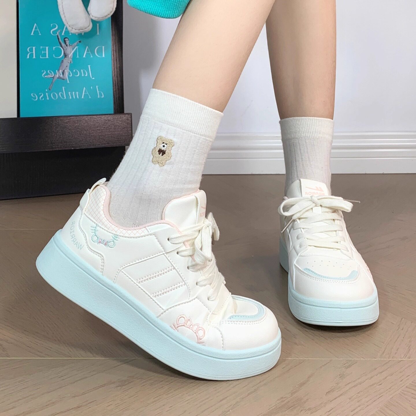 回力小白鞋厚底秋冬女时尚百搭休闲鞋面包鞋学生潮流通勤鞋子板鞋,女鞋,休闲板鞋,淘宝优惠券,粉丝福利购,淘宝优惠卷