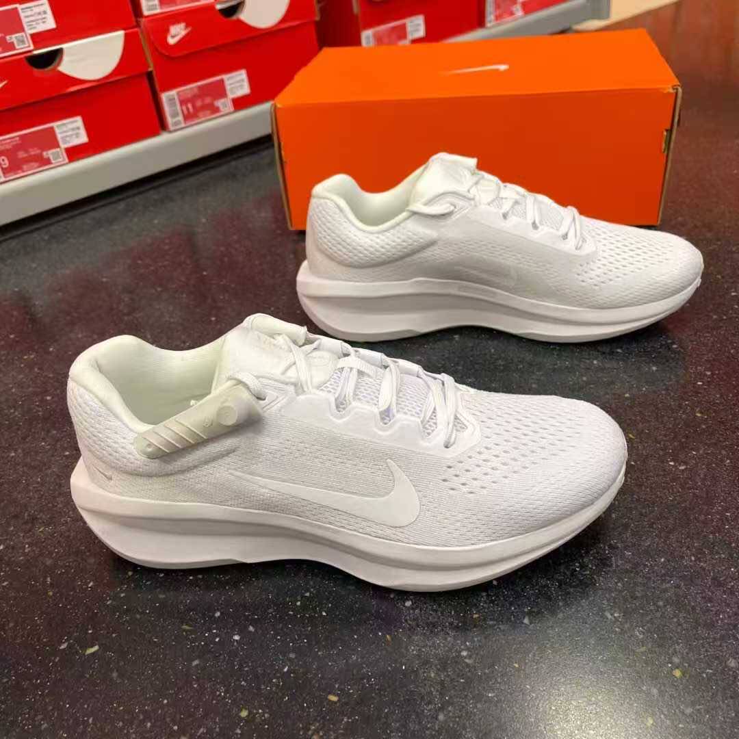 Nike/耐克男子 Air Winflo 11 气垫减震休闲运动跑步鞋FJ9509-100