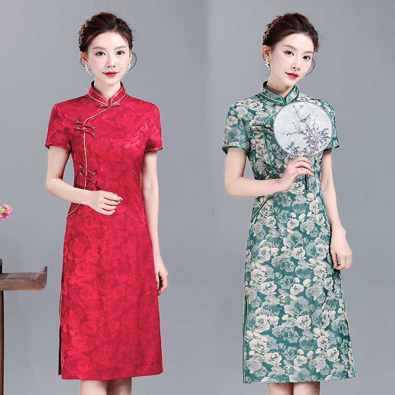 新款夏季改良版短袖女妈妈旗袍中式中长款复古婚庆喜宴礼服日常 - 实物图