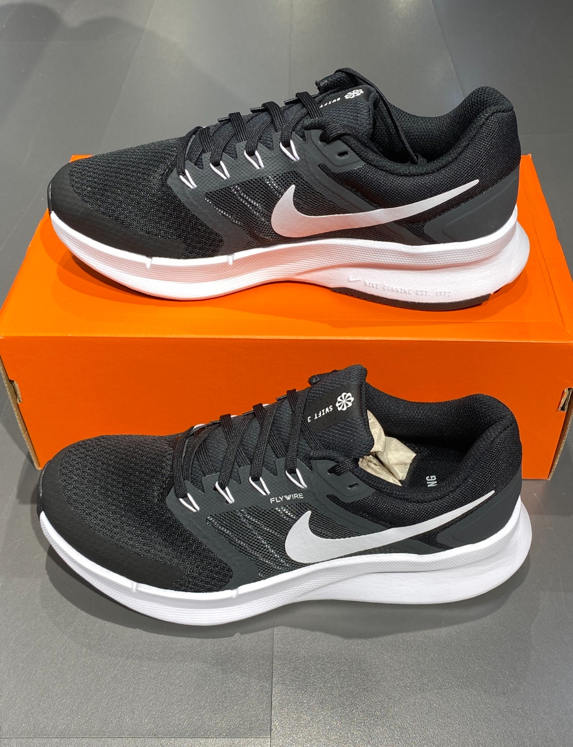 跑鞋Nike/耐克低帮防滑