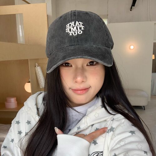 陈奶奶做旧水洗字母棒球帽女