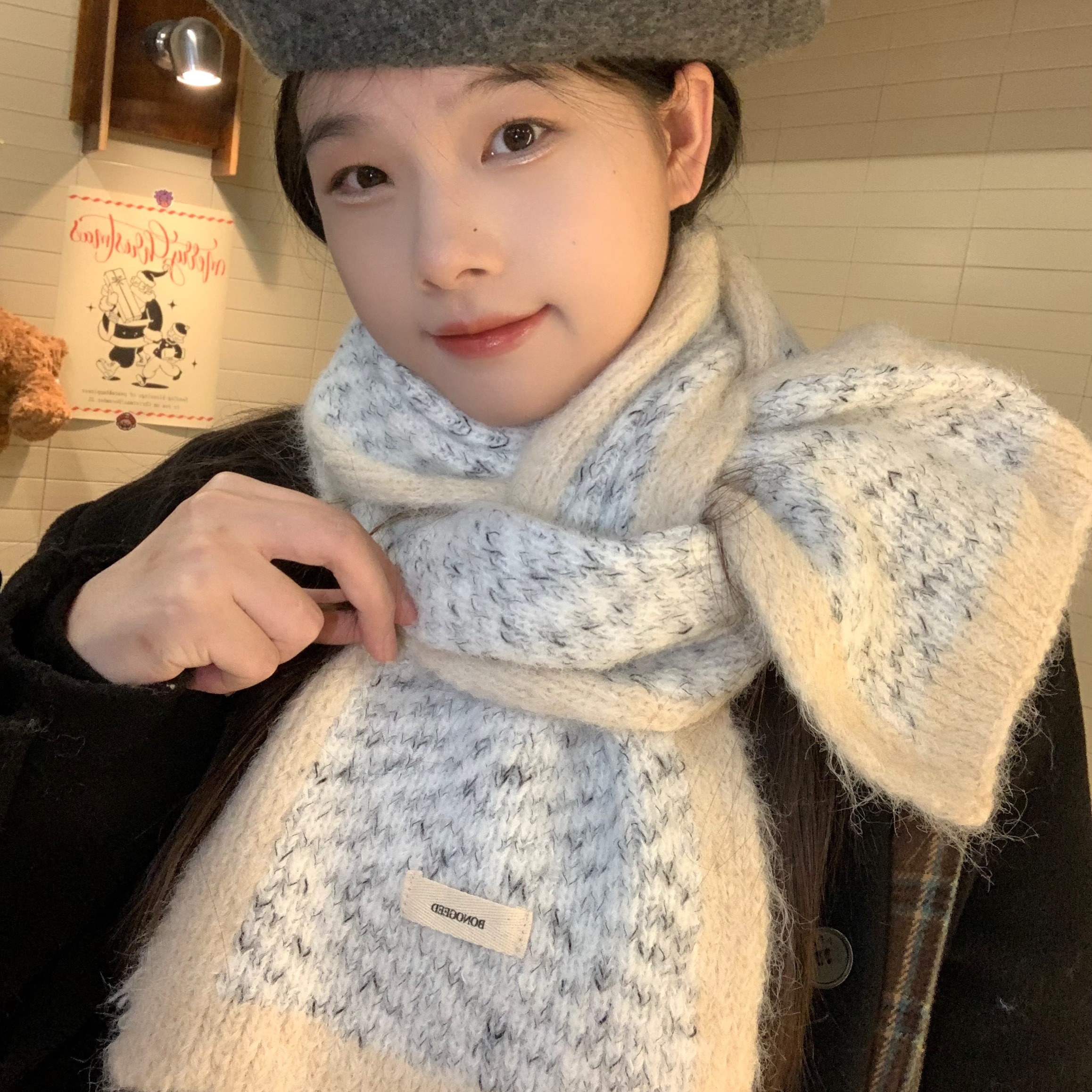 陈奶奶氛围感温柔撞色围巾