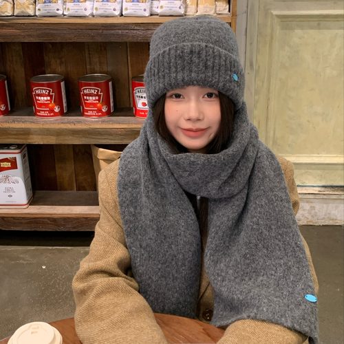 冬日氛围感陈奶奶帽子围巾两件套