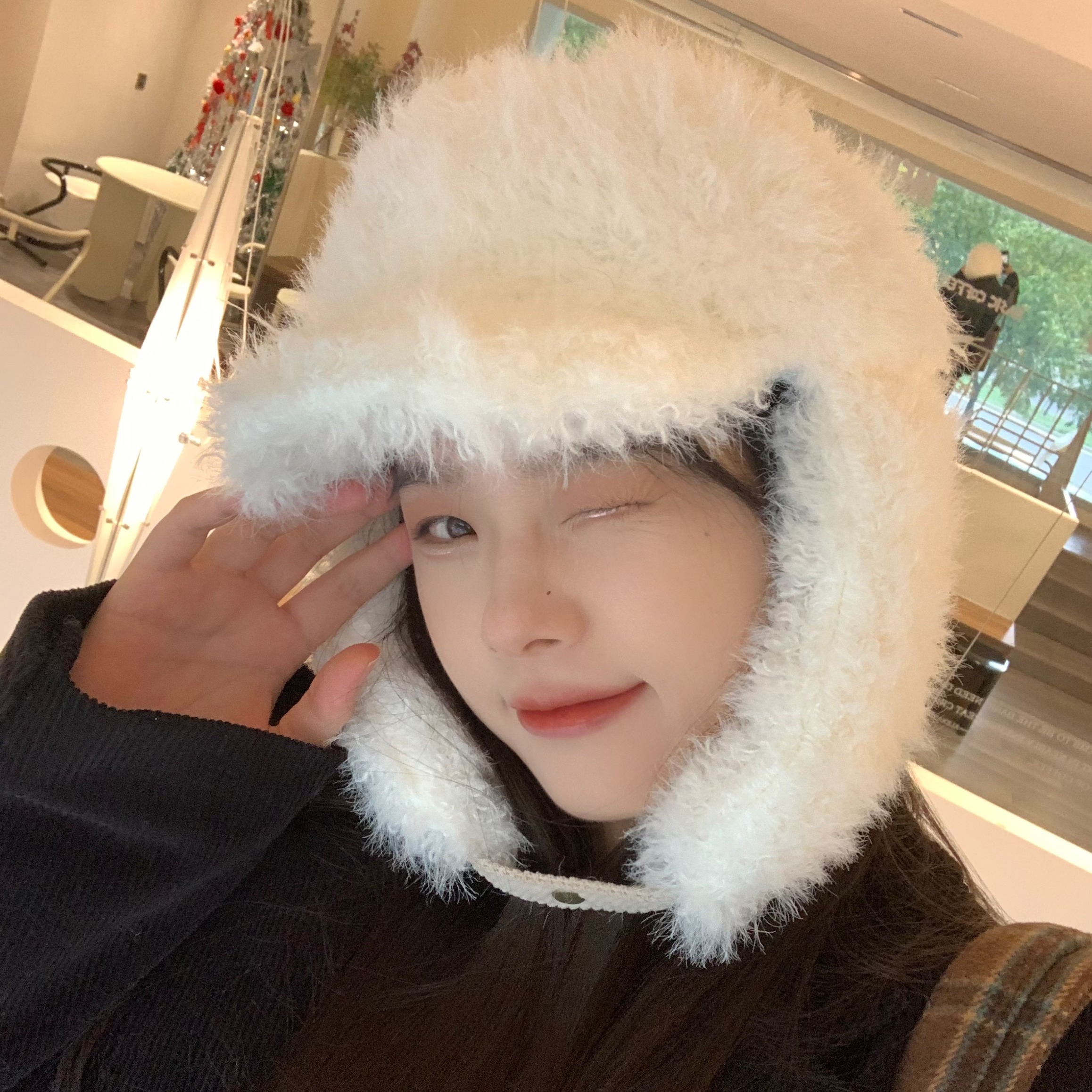 陈奶奶氛围感毛绒雷锋帽