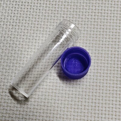 二代十字绣手缝针耐刮防摔自密封塑料针瓶针筒针盒