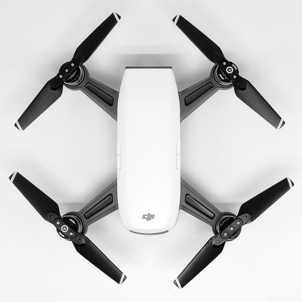 10月14日最新优惠出租无人机 DJI/大疆 晓 spark 迷你 航拍器出租 兰拓相机租赁