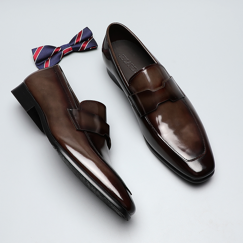 英伦商务乐福鞋真皮休闲一脚蹬懒人鞋英伦风时尚百搭新款方头男鞋