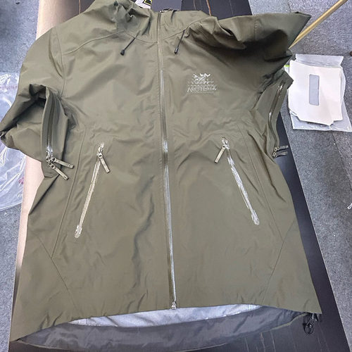 鸟家同款冲锋衣betaLT情侣款三门