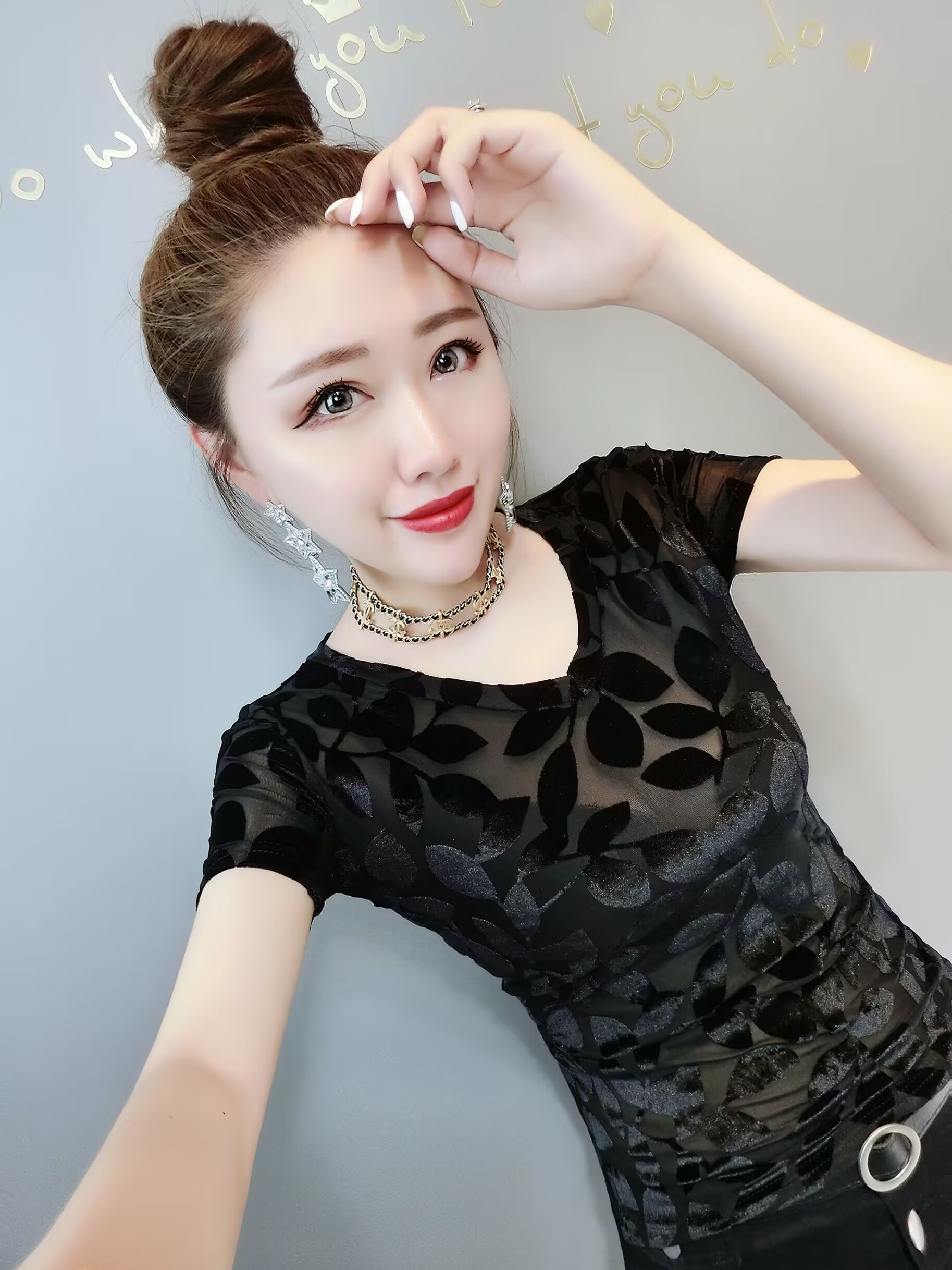 欧货洋气V领T恤女短袖2025新款夏季欧洲站修身ins超火的性感上衣t