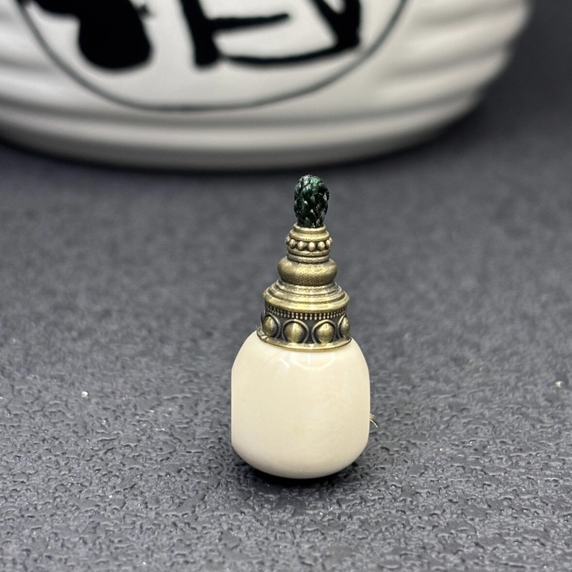 天然冰料猛犸素面三通黄铜塔头榫卯工艺纯手工制文玩配饰