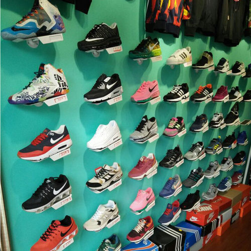 金属鞋托鞋店鞋架上墙鞋托展示架壁挂式运动鞋休闲鞋货架鞋店专用