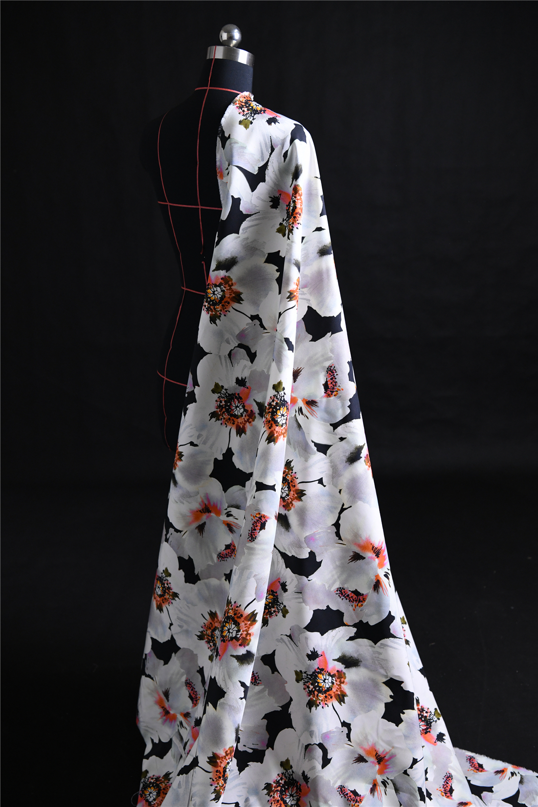 七月流纨 大牌外贸真丝手绘重磅横罗38姆65丝35棉140宽 设计师