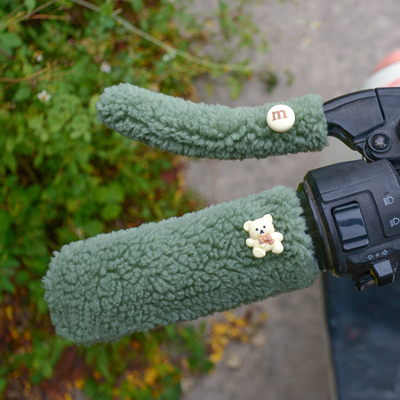 电动车手把套女冬季装饰小配件三轮车颗粒绒摩托车电瓶车护手防寒