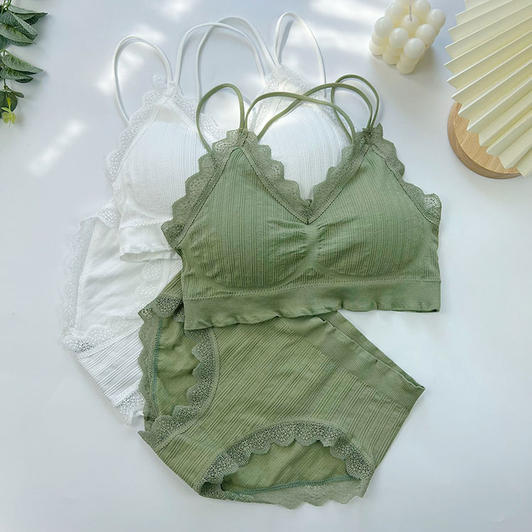 内衣女内裤套装美背纯欲小胸聚拢舒适蕾丝边白色无钢圈文胸罩少女