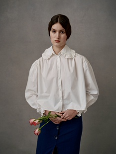 特享5折 Crystal棉 西伯利亚 Rea 娃娃领英伦风白衬衫 Naya