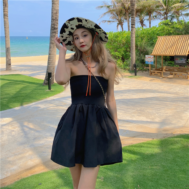 Flapping waist and stretch pants