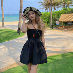 Flapping waist and stretch pants