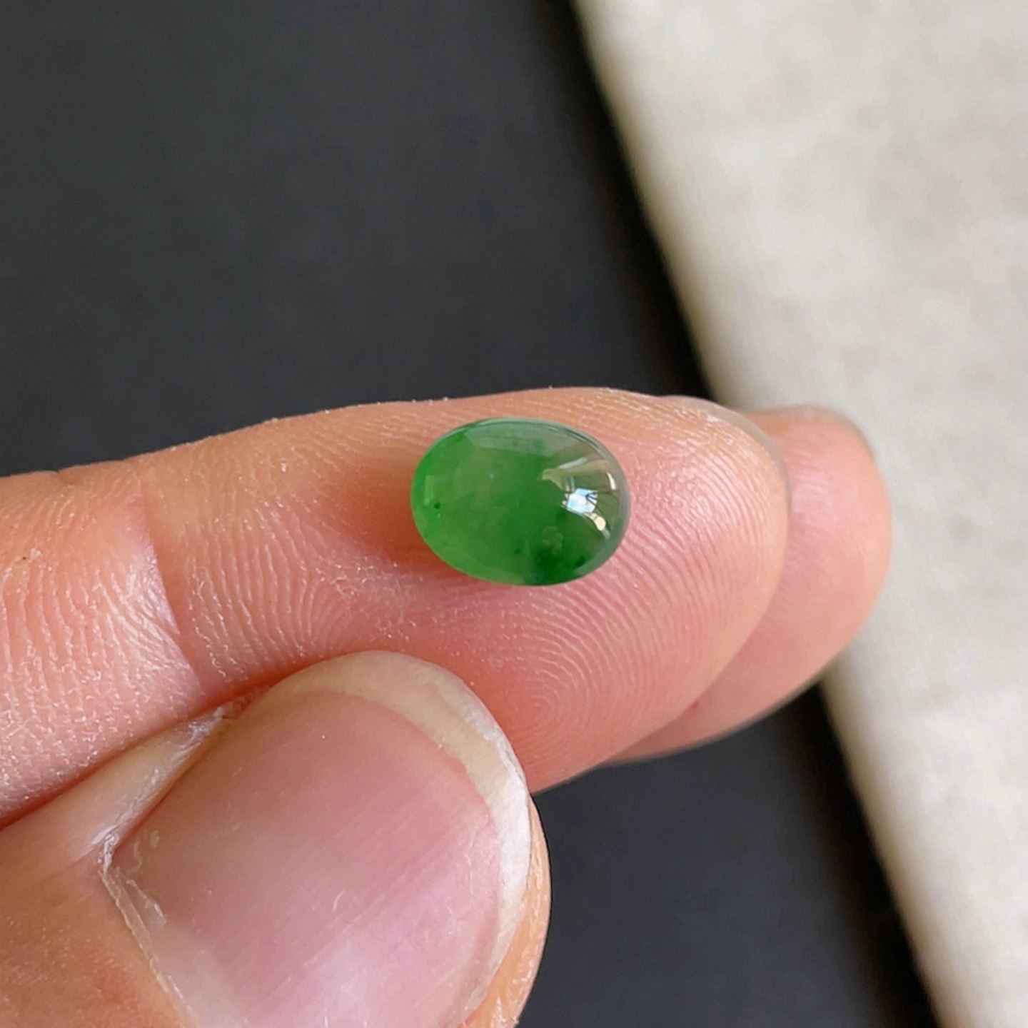 天然翡翠A货冰种满绿蛋面戒面