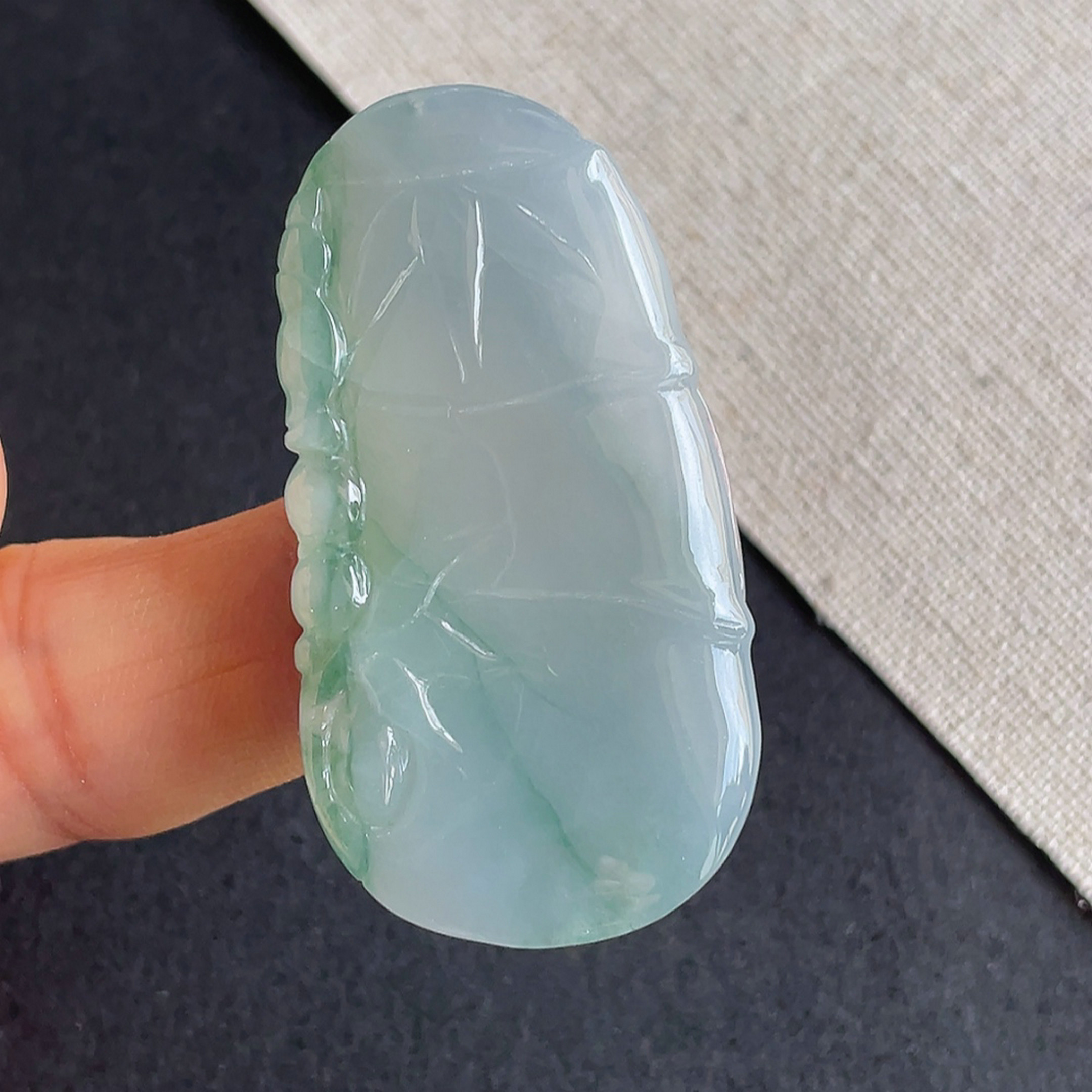 天然缅甸翡翠冰种春带彩竹节吊坠