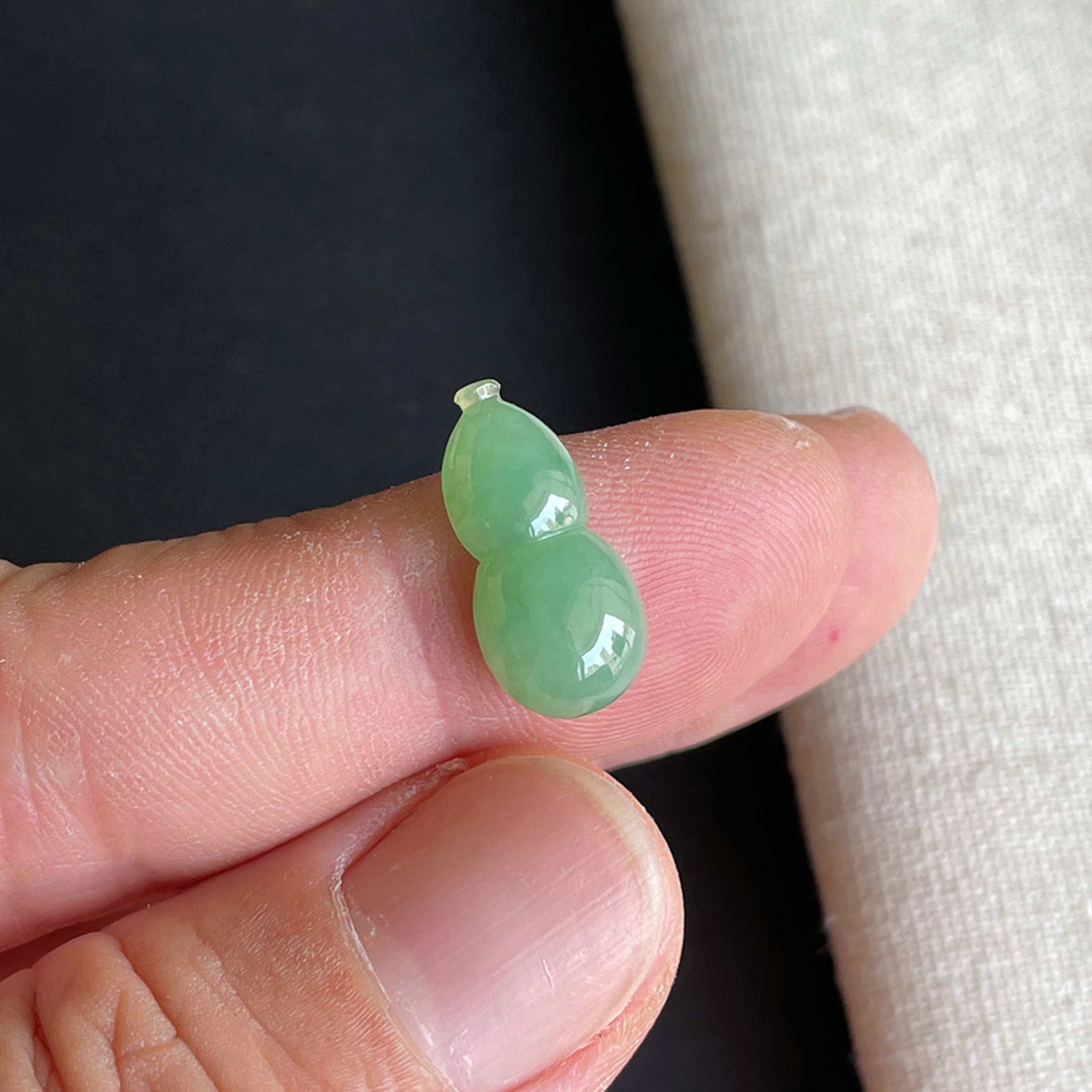 1031-8冰糯种阳绿葫芦戒面缅甸天然翡翠A货玉石送证书-金晶翡翠