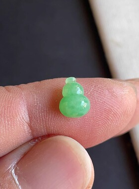 0209-7天然老坑冰种阳绿葫芦戒面 翡翠A货送证书～金晶翡翠