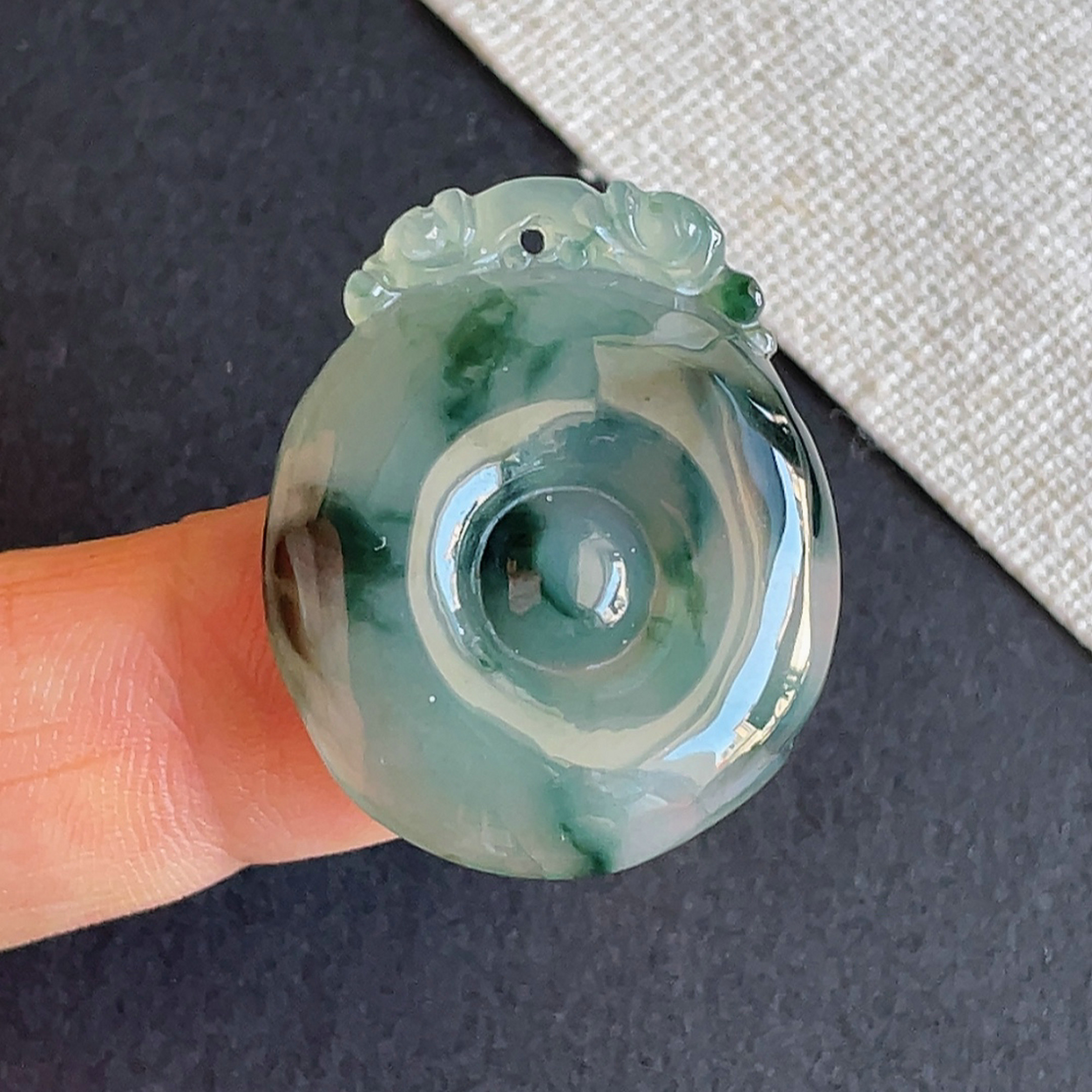 天然缅甸翡翠福至心灵吊坠