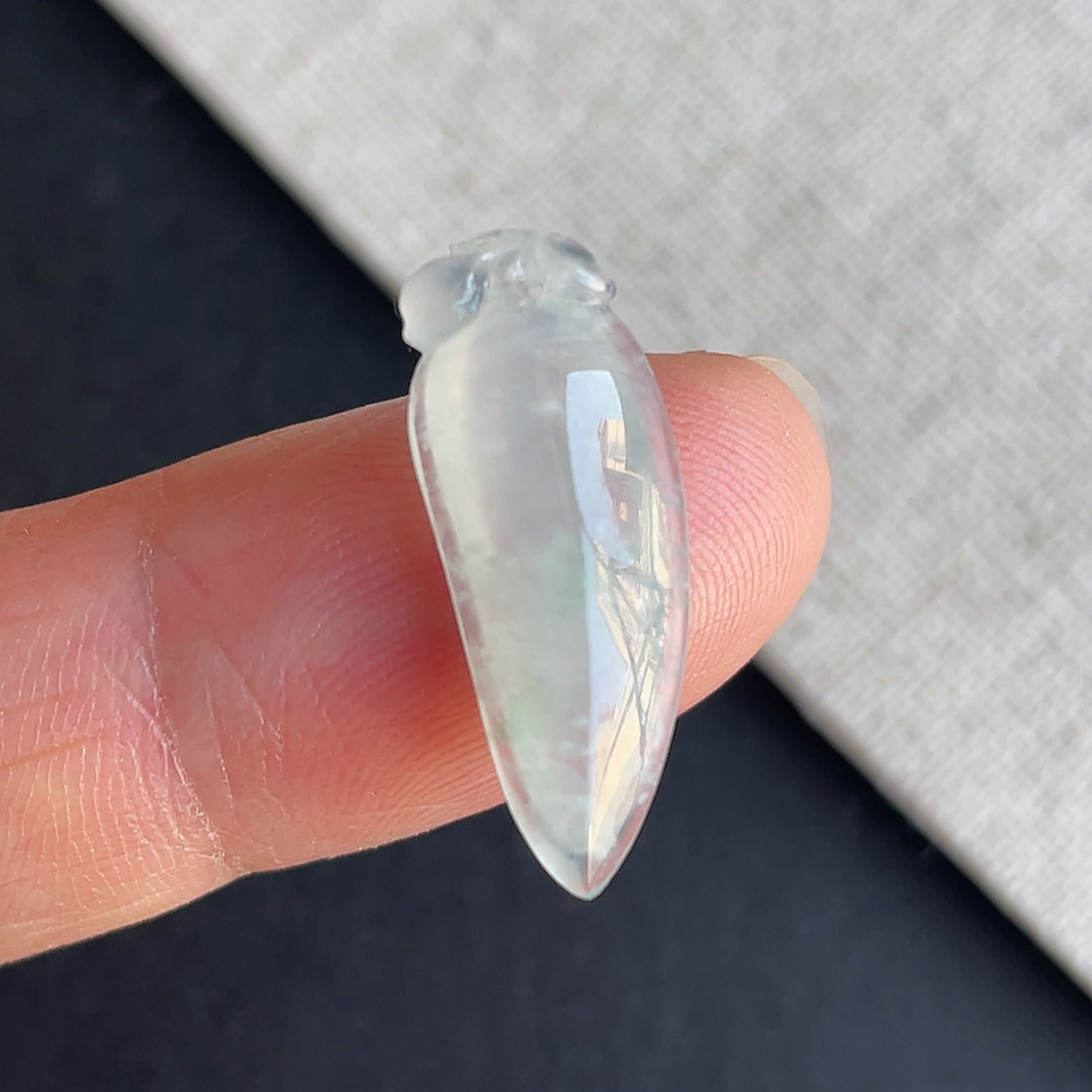天然翡翠冰种福瓜吊坠