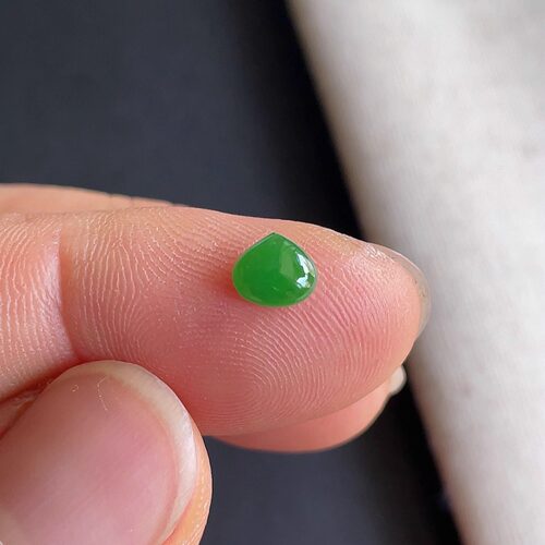 0828-6天然老坑冰种阳绿水滴戒面 翡翠A货送证书～金晶翡翠