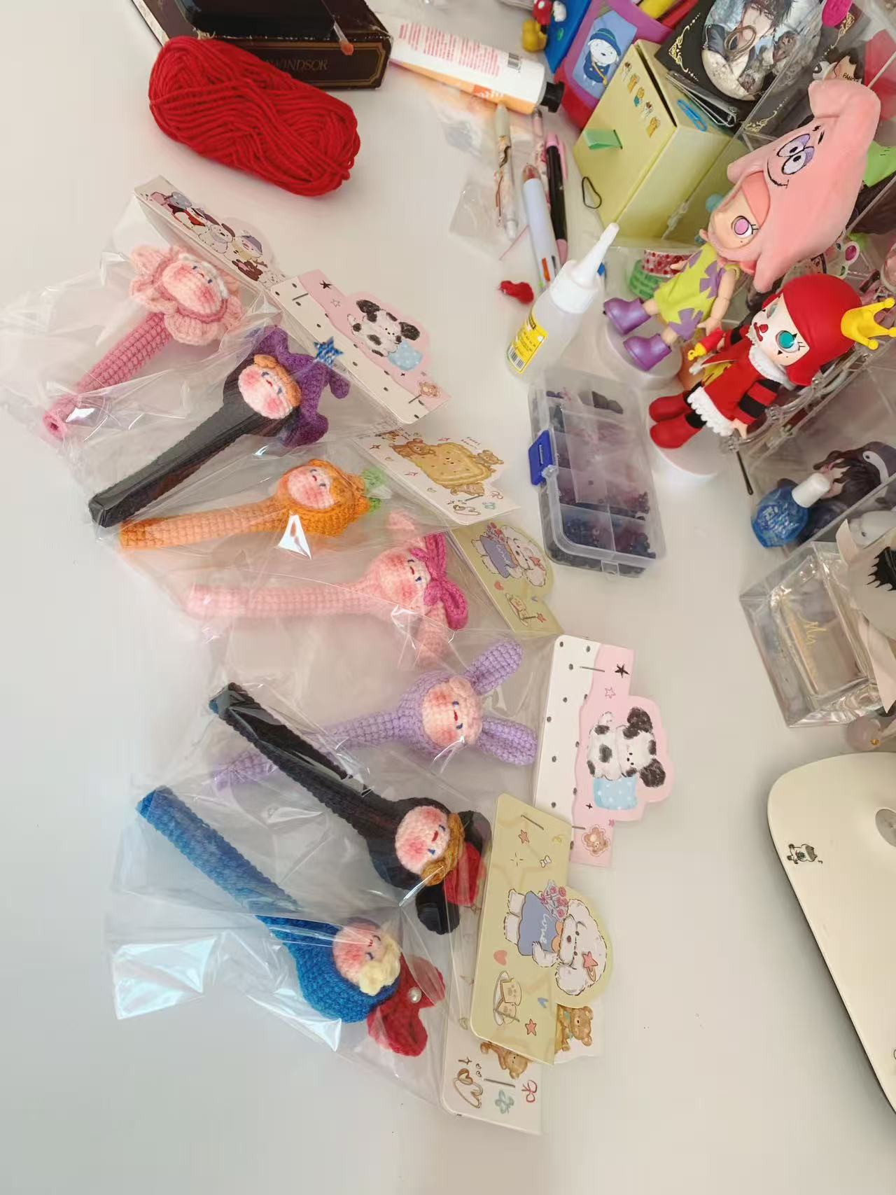 DIY纯手工钩针钩织毛线玩偶笔DIY编织材料包