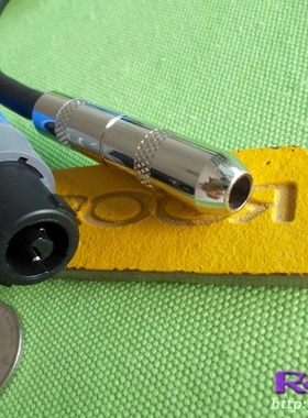 RooR 纽-曲-克Neu-trik  NL2FC 两芯音响插头 转6.35 大2芯母口