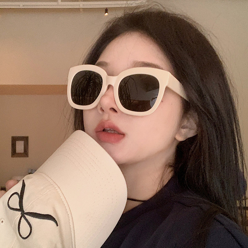 2024新款方形米白色遮阳墨镜女大脸显脸小超高级感ins网红太阳镜,ZIPPO/瑞士军刀/眼镜,太阳眼镜,淘宝优惠券,粉丝福利购,淘宝优惠卷