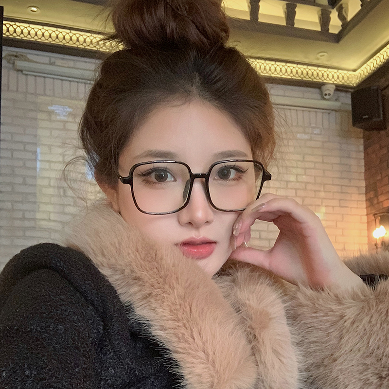 女韩系高级感方形时尚显脸小眼镜