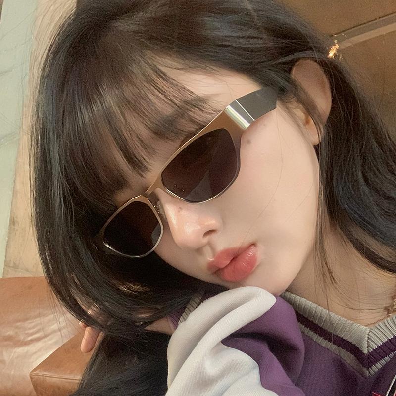 大脸金边新款双梁墨镜时髦复古