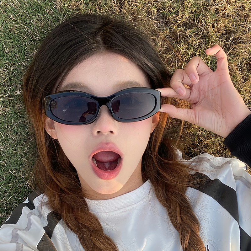 网红同款复古猫眼墨镜女款欧美高级感防晒2025新款防紫外线太阳镜