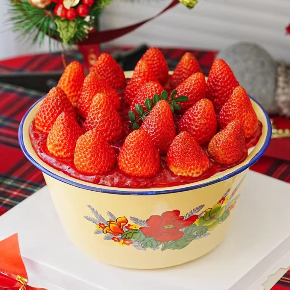 搪瓷盆草莓生日蛋糕网红北京上海广州青岛济南杭州太原郑州全国,零食/坚果/特产,生日/节日蛋糕,淘宝优惠券,粉丝福利购,淘宝优惠卷