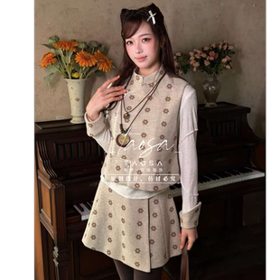 印花马蹄袖打底衫马甲短裙套装女装三件套蒙元素波点复古秋冬