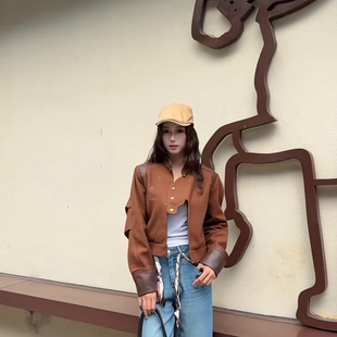 W110-小众蒙古元素短夹克撞色皮扣立领显瘦外套女装民族棕色上衣