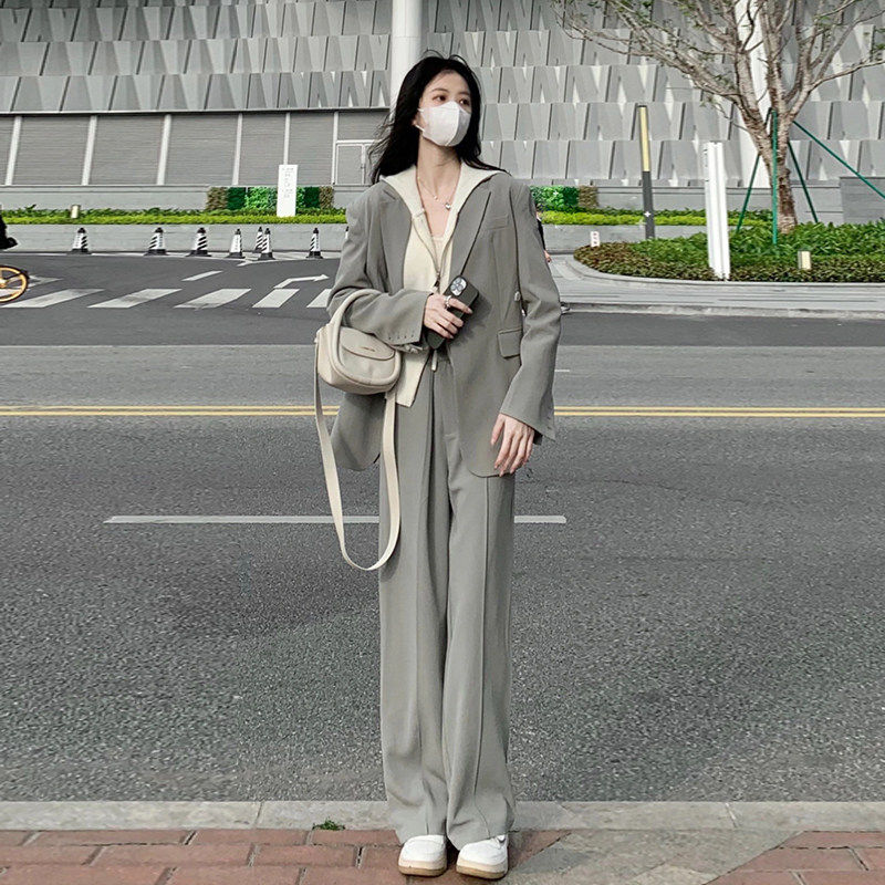 灰色小西装外套女2025春秋新款两件式套装小个子高级感宽松休闲西