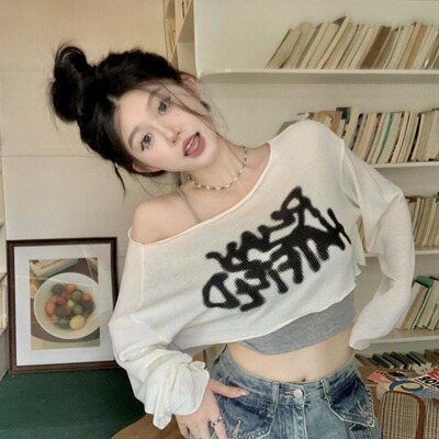 跳舞爵士舞上衣女字母印花长袖T恤宽松短款防晒jazz演出衣服装