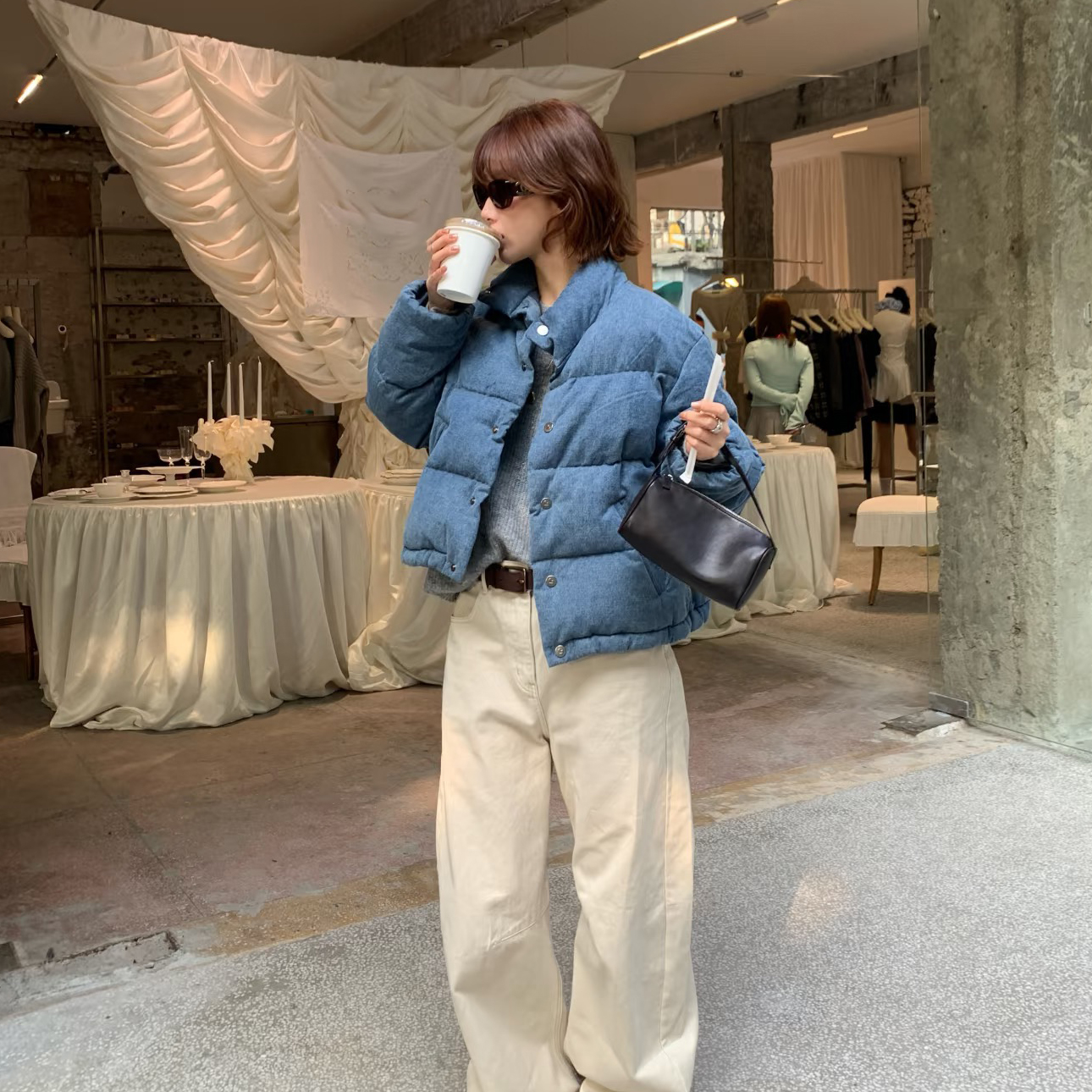 短款立领羽绒服女蓝色收腰面包服