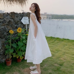 超美海边度假风领吊带连衣裙女夏季 法式 别致感仙女裙子