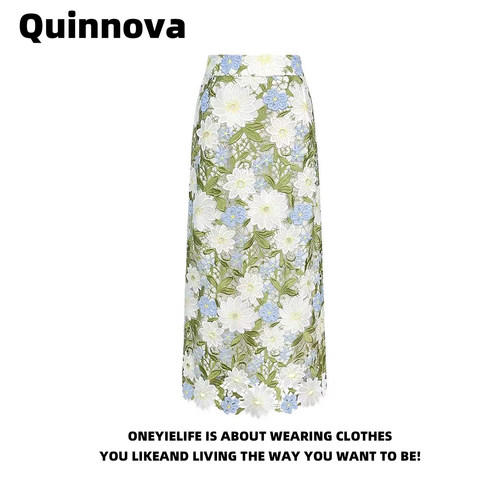 高级感碎花镂空刺绣半身裙女春夏