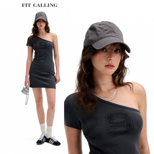 fit calling 复古运动风单肩连衣裙女夏季新款修身气质短款裙子