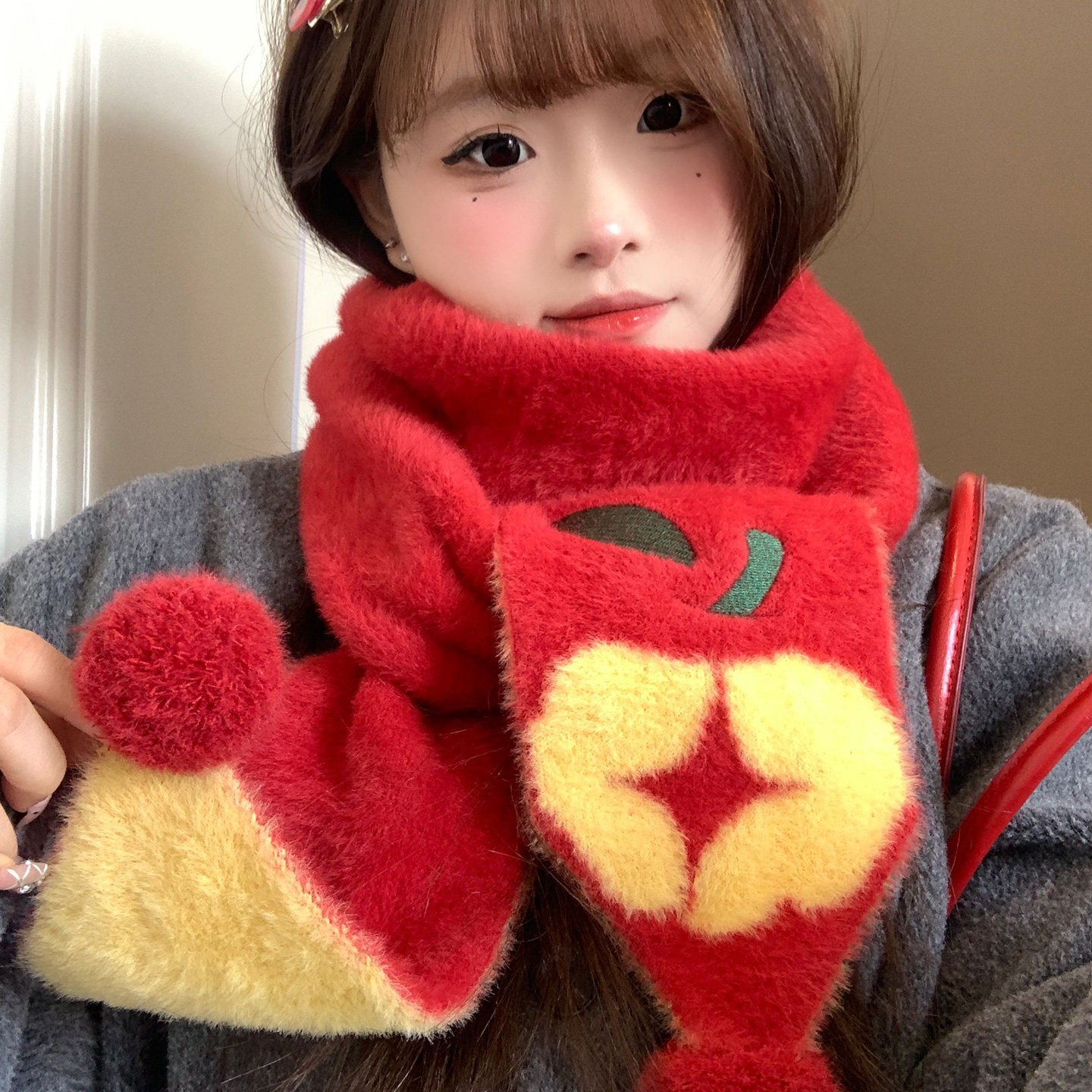 圣诞新年红色苹果毛绒双面针织小围巾女秋冬保暖加厚学生护颈围脖,服饰配件/皮带/帽子/围巾,围巾/丝巾/披肩,淘宝优惠券,粉丝福利购,淘宝优惠卷