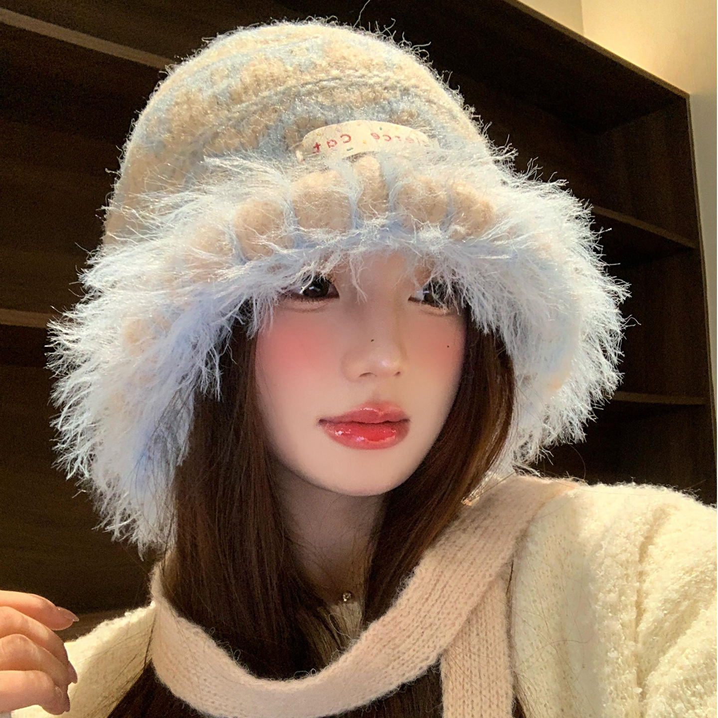 蓝色毛茸茸针织渔夫帽女秋冬季