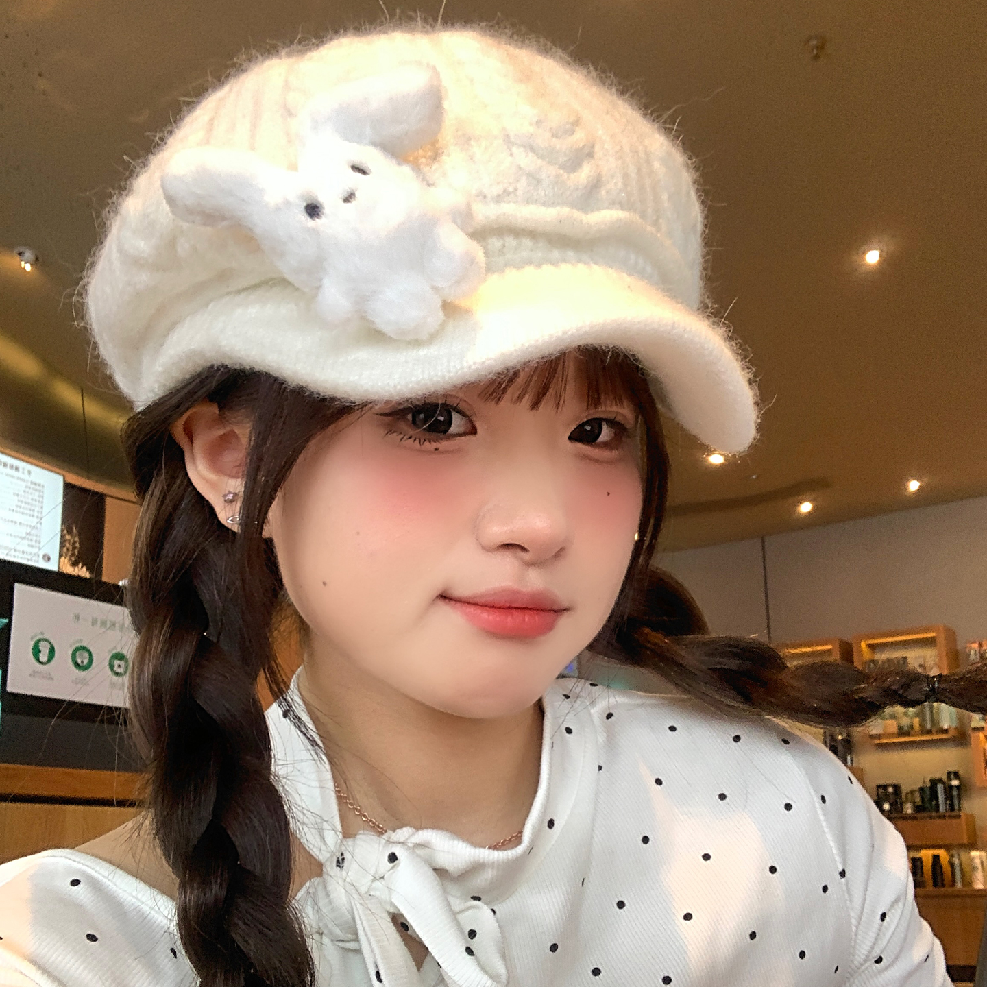 可爱小兔子白色针织毛线贝雷帽女秋冬保暖毛绒显脸小八角报童帽子