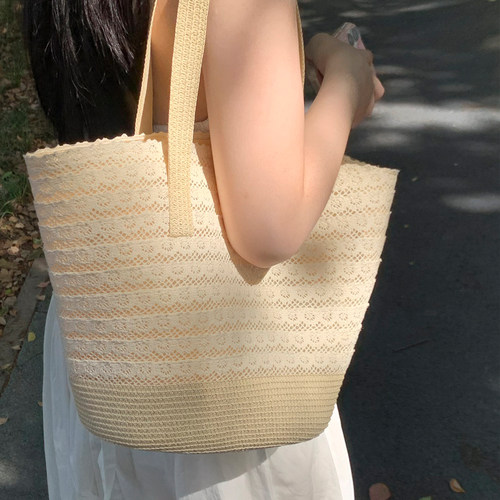 法式度假风蕾丝编织包通勤百搭